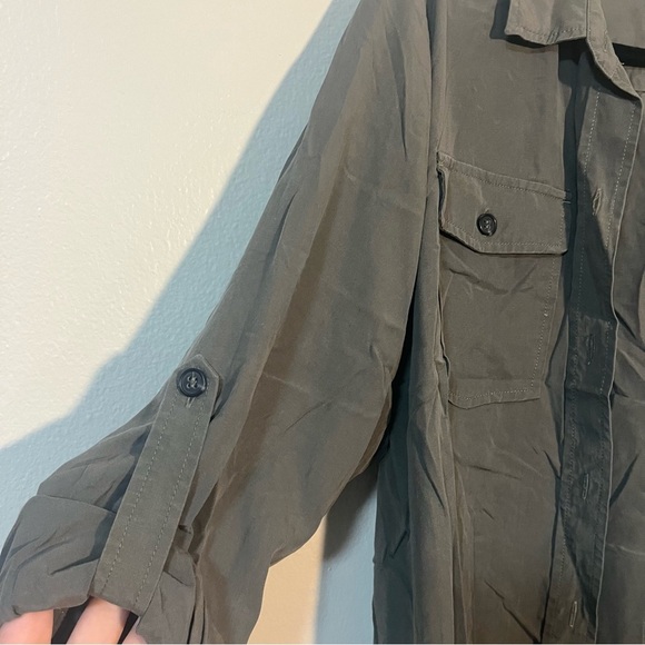 Lord & Taylor Olive Button-Down Utility Shirt Plus Size 1X roll sleeves shacket - Picture 4 of 7